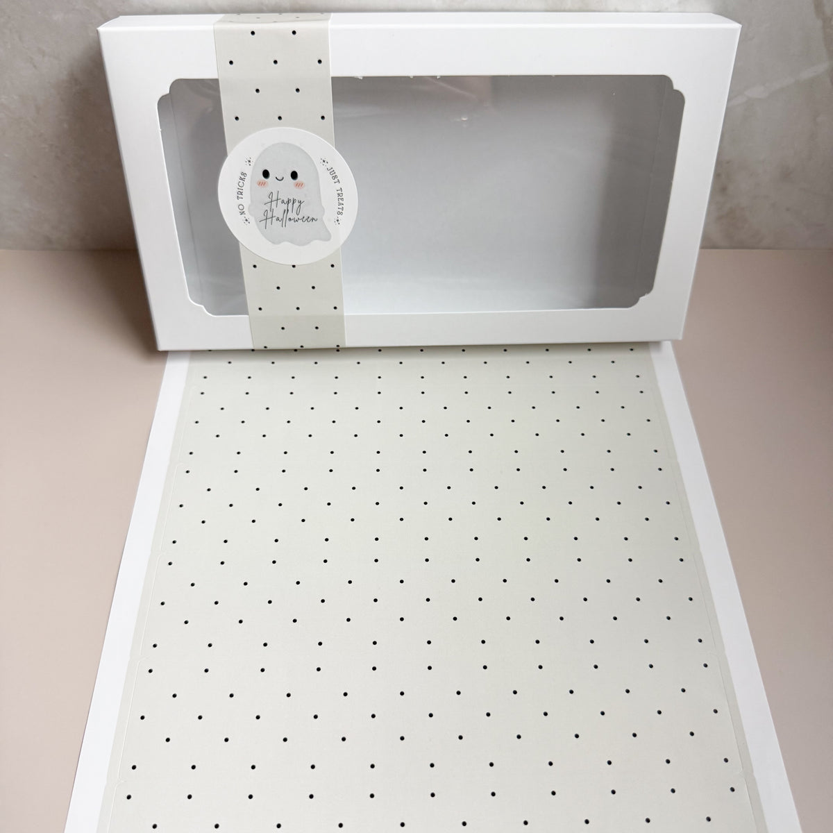 Cream with Black Dots long wrap stickers for cookie boxes and bakery packaging